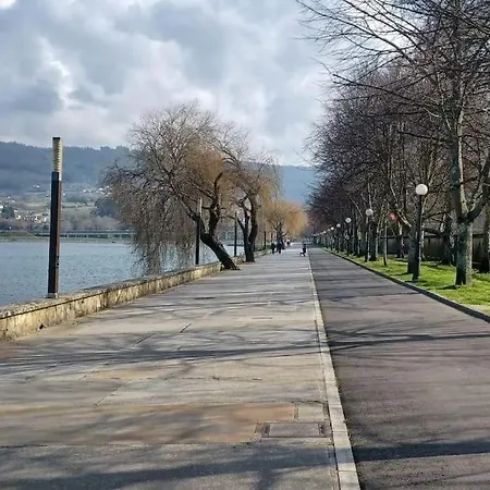 Piso Con Preciosas Vistas, Patio Privado Y Amplio Garaje * Puentedeume